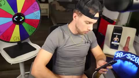 Snapshot of troy_greenxo chatting on January 27, 3:58 am Troy Green online show from January 27, 3:58 am
