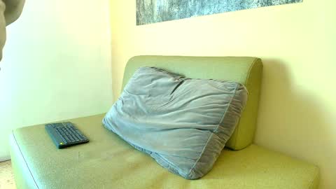 Troy online show from April 6, 7:59 pm