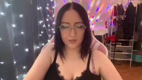 Amelia online show from October 21, 5:12 am