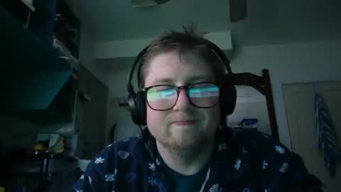 HandicappedLaugher online show from December 5, 6:04 am