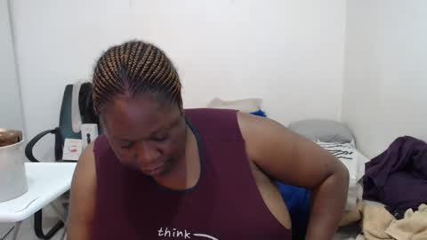 TrueBella30 online show from February 2, 6:36 am