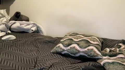 Trustmelove online show from December 26, 7:38 pm