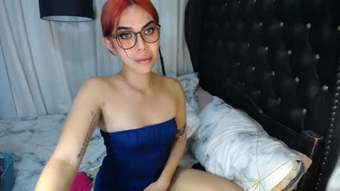 Snapshot of ts_tatiana chatting on February 8, 9:36 pm billie online show from February 8, 9:36 pm