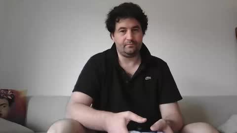 Snapshot of tsartan111 chatting on October 20, 9:58 am tsartan111 online show from October 20, 9:58 am