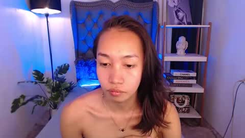 tskitty_girl online show from February 4, 7:45 am