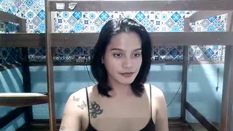 tslatinazandra online show from October 9, 2:44 pm