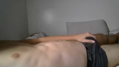 tuane719543 online show from May 2, 5:02 am
