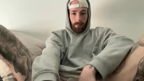 Tuhands online show from April 16, 8:14 am