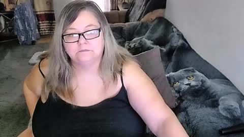 Lana online show from March 6, 2:10 am