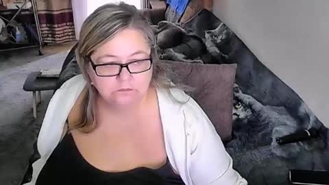 Lana online show from October 6, 3:57 am