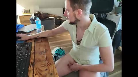 Tobi online show from November 21, 9:18 am