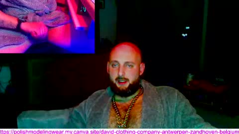 Snapshot of twardyidlugi chatting on February 17, 11:33 pm twardyidlugi online show from February 17, 11:33 pm