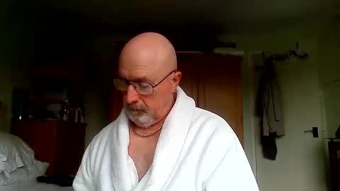 Snapshot of twatcockandballs chatting on October 2, 11:20 am twatcockandballs online show from October 2, 11:20 am