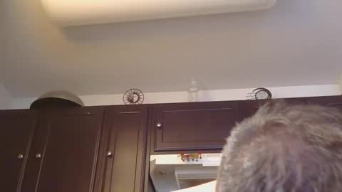 Tweeter74 online show from December 4, 6:51 pm