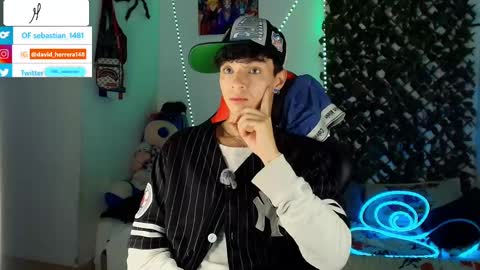 Snapshot of twink_sebas_ chatting on March 8, 11:18 pm Bad boy sebastian online show from March 8, 11:18 pm
