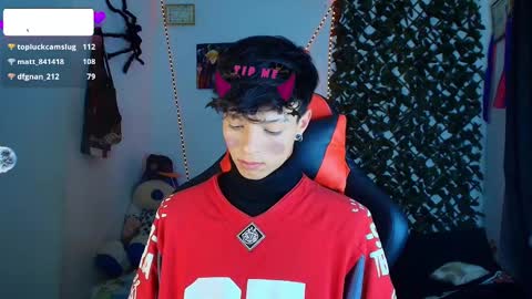 Snapshot of twink_sebas_ chatting on February 26, 7:34 am Bad boy sebastian online show from February 26, 7:34 am