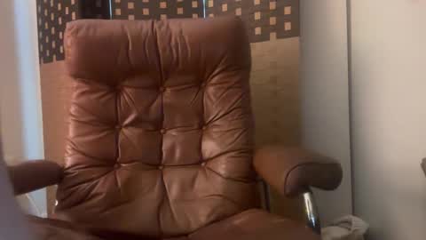 Snapshot of twinkie_lad117 chatting on September 19, 11:47 am twinkie_lad117 online show from September 19, 11:47 am