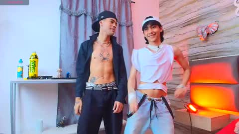 twinslovers_ online show from September 14, 10:55 pm