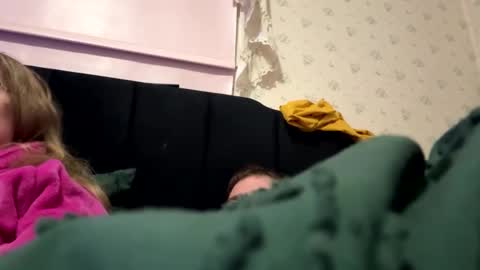 twisted2some420 online show from November 5, 3:19 am