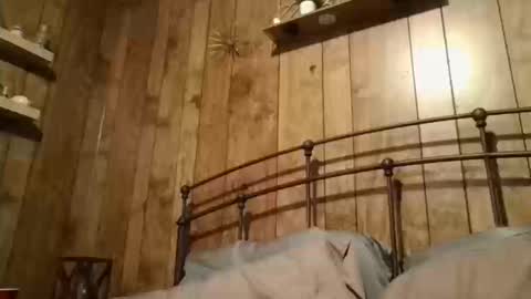 twizzler_twizzle online show from October 13, 3:52 am