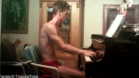 TobeBritta online show from February 6, 10:34 pm