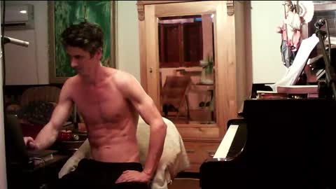 TobeBritta online show from February 7, 10:41 pm