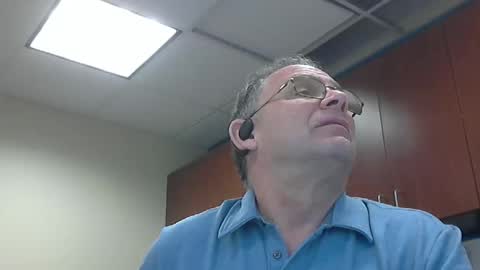 Twopeopleinlove online show from March 1, 4:33 pm