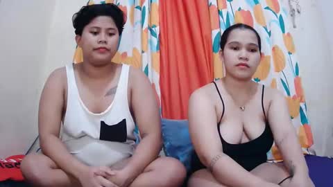 Lyn and lea online show from February 16, 8:43 am