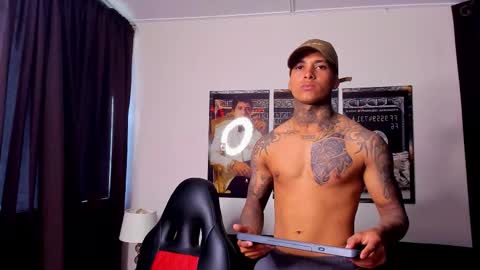 tyler_bell_ online show from March 5, 4:49 pm