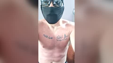 tylerdrew63 online show from June 29, 3:34 pm
