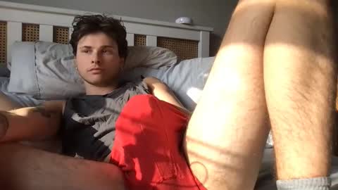 tylerrb online show from December 4, 6:40 pm