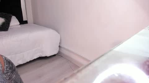       online show from January 17, 8:50 pm