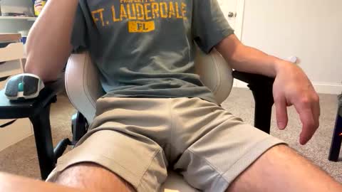 Love Lain online show from April 20, 4:43 pm