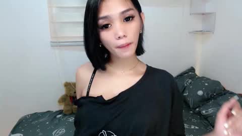 Snapshot of ughliah chatting on October 14, 1:30 am urbbgirl alliah online show from October 14, 1:30 am