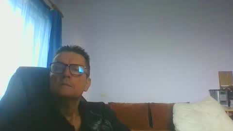 ulmeni7 online show from November 20, 7:07 am