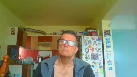 ulmeni7 online show from April 21, 12:12 pm