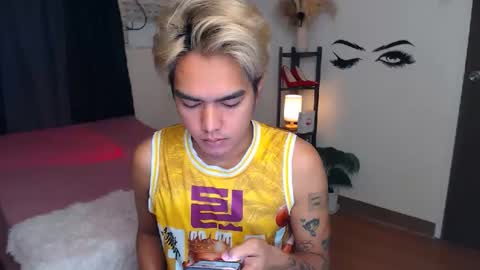 Alex online show from February 2, 10:28 pm