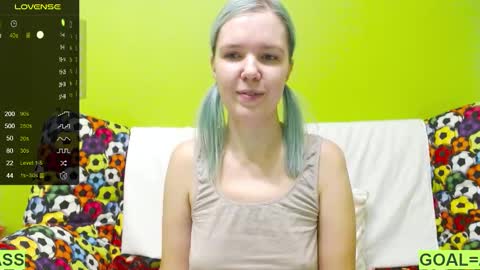 Snapshot of ultra_meow chatting on January 25, 6:57 pm Roxy online show from January 25, 6:57 pm