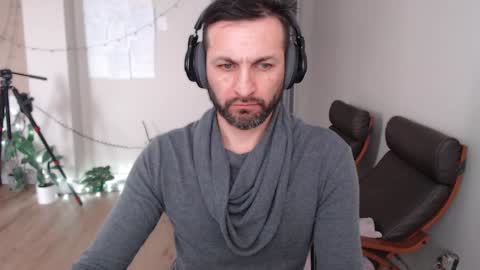 Snapshot of ultratoaster chatting on January 21, 10:08 pm ultratoaster online show from January 21, 10:08 pm