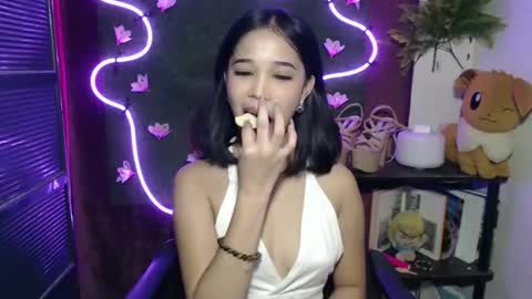 Snapshot of umi_pinay69xx chatting on September 29, 5:39 am umi online show from September 29, 5:39 am
