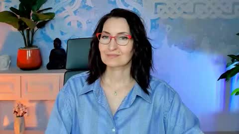 UnaTera online show from October 19, 6:07 am