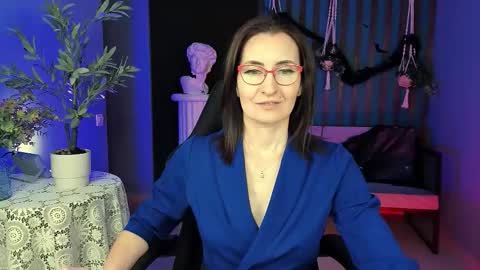 UnaTera online show from October 24, 6:03 am