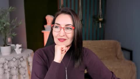 UnaTera online show from March 22, 3:05 pm