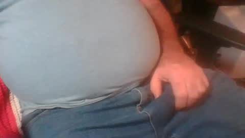 Snapshot of uncutmike7x5 chatting on February 8, 5:18 pm uncutmike7x5 online show from February 8, 5:18 pm