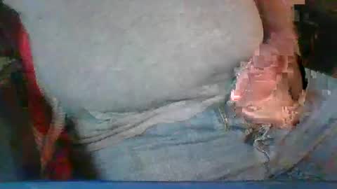 Snapshot of uncutmike7x5 chatting on October 20, 6:35 pm uncutmike7x5 online show from October 20, 6:35 pm