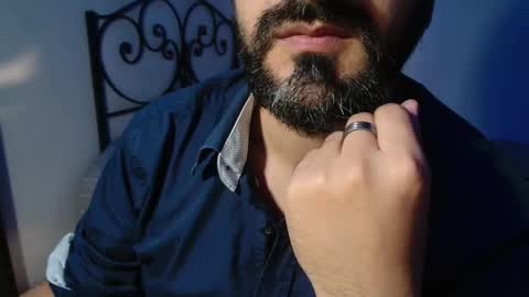 Giov online show from November 2, 7:03 pm