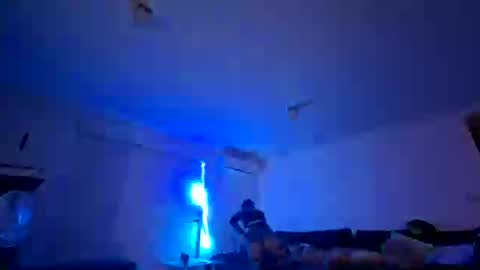 underratedandunindated online show from November 12, 6:10 pm