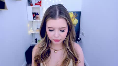 Snapshot of unforgettablalice chatting on February 28, 2:42 pm Alice online show from February 28, 2:42 pm
