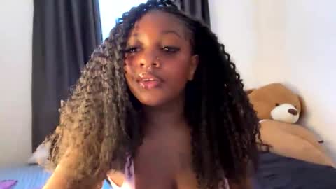 Unholybaddie online show from February 22, 11:57 am