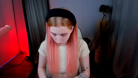 Call me Mira  thumbs up its make me happy online show from January 24, 7:07 pm